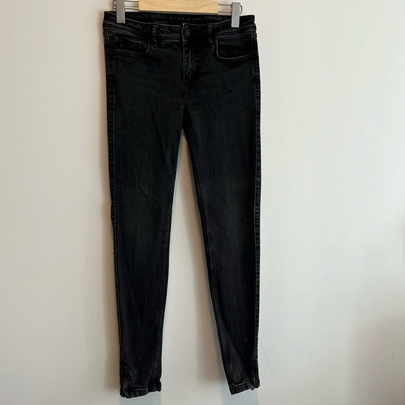 Zara zip hem skinny jeans - Picture 1 of 7